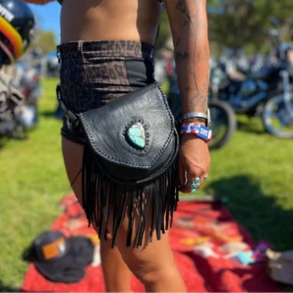 NWT Catchfly Studios Bohemian Western Fringe Crossbody Black Leather Bag - Picture 12 of 12